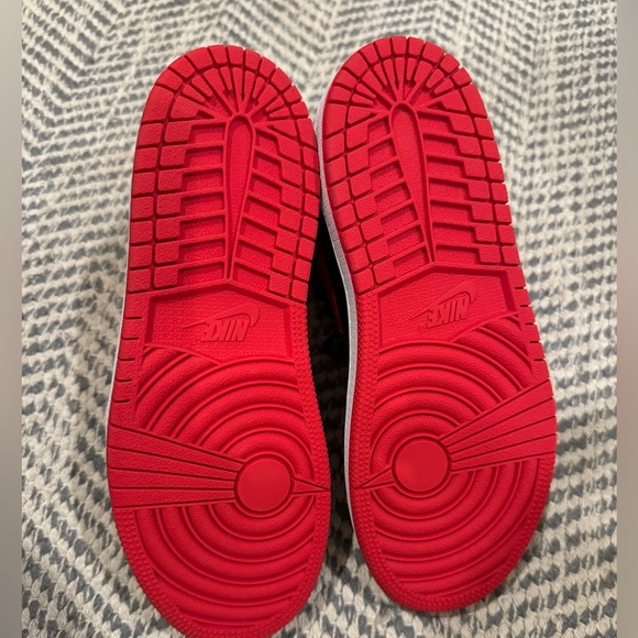 Brand New Kids' Black & Red Air Jordans - Size 3 (Never Worn) - Picture 2 of 5